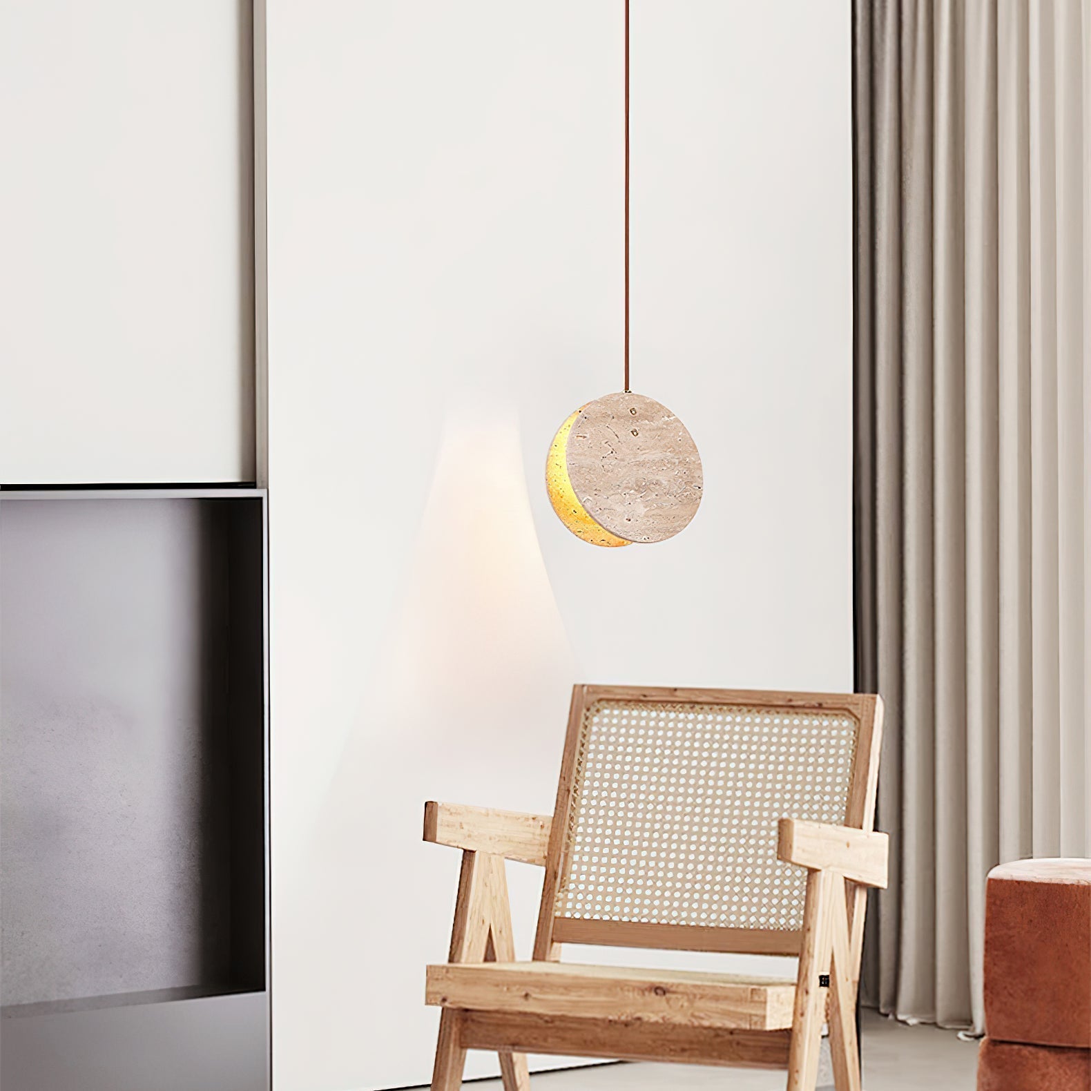 Solstice Stone Pendant Light Dia 7.9’’ x H 7.9’’ / Yellow Travertine pendant Lamp