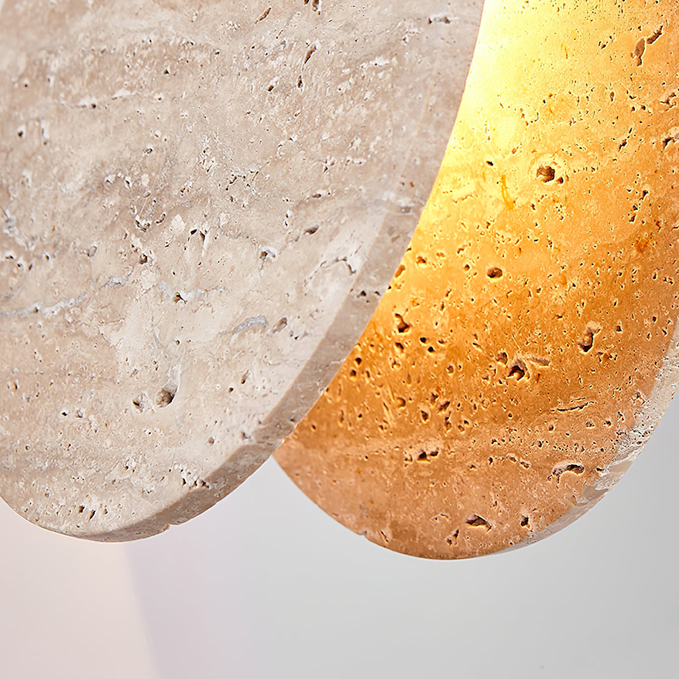 Solstice Stone Pendant Light Dia 7.9’’ x H 7.9’’ / Yellow Travertine pendant Lamp