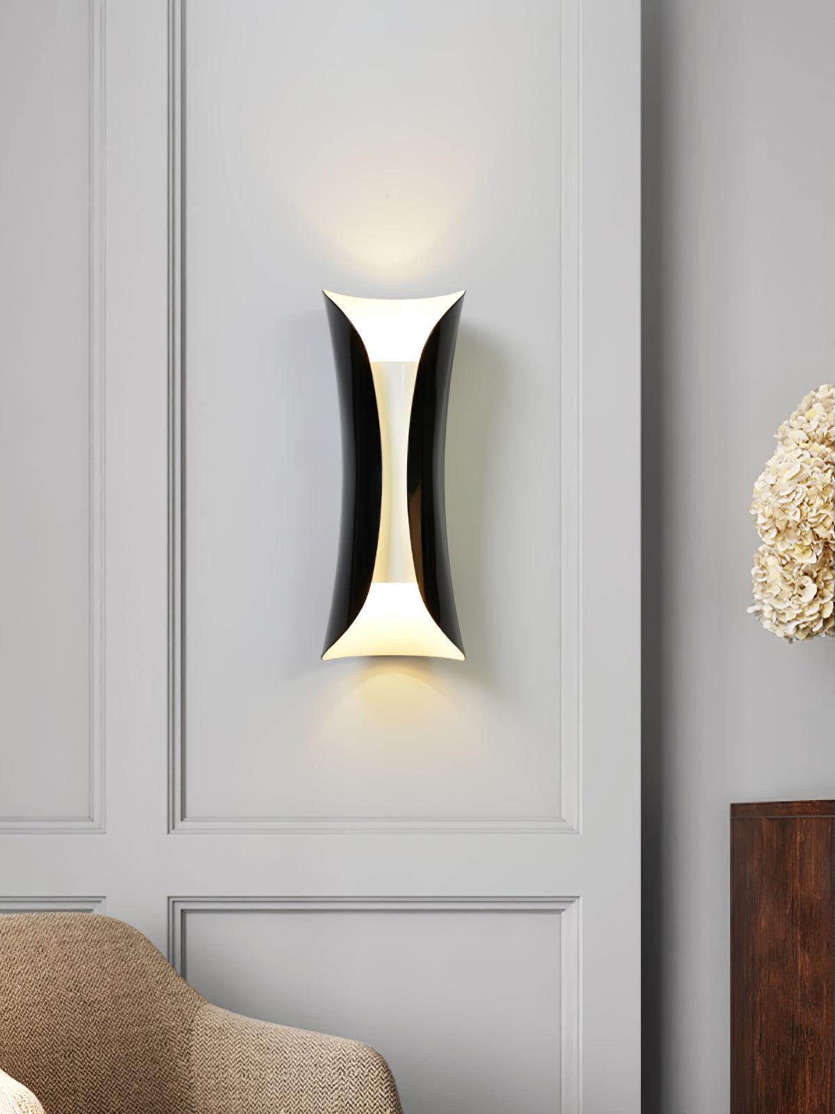 Small Waist Wall Lamp Wall lamp