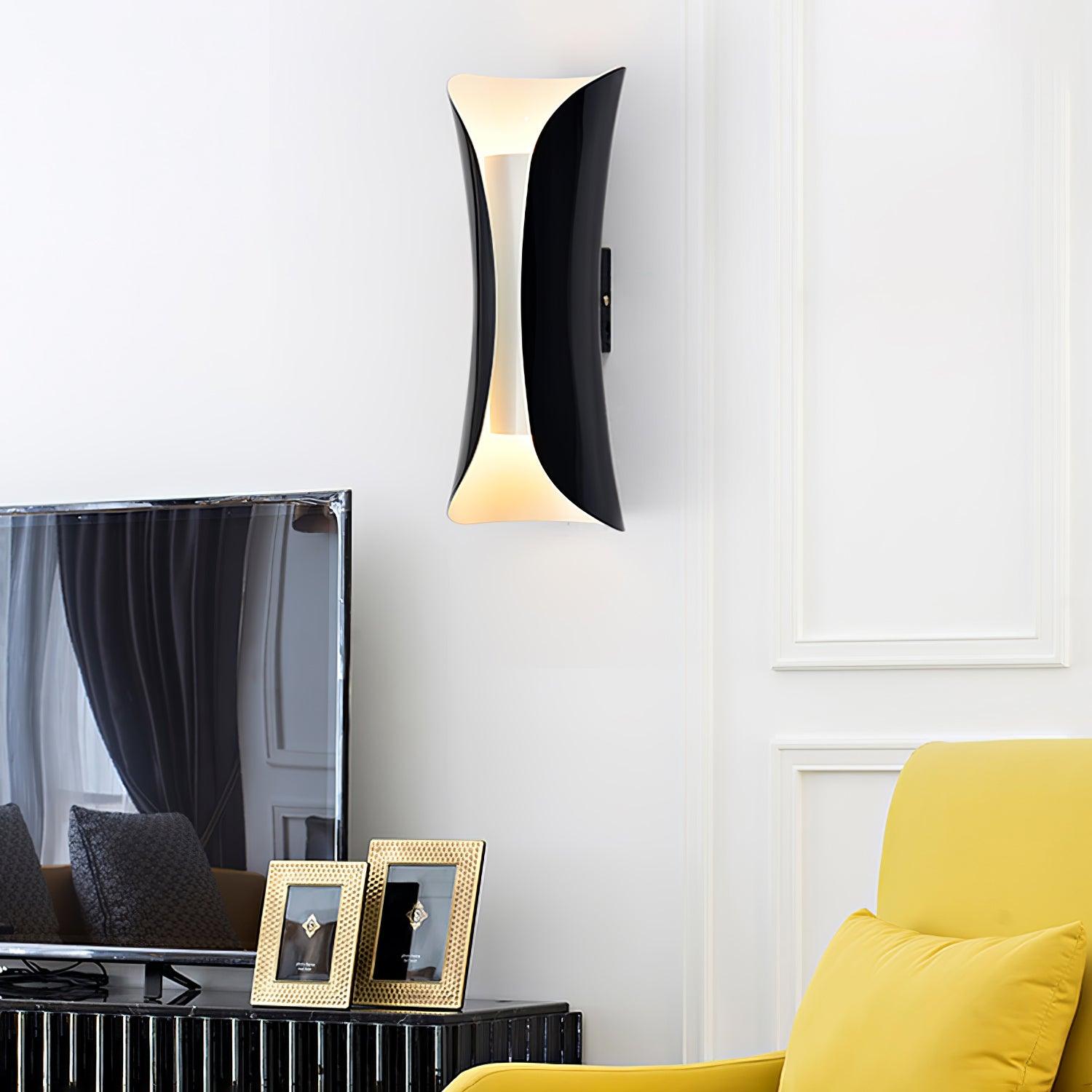 Small Waist Wall Lamp Wall lamp