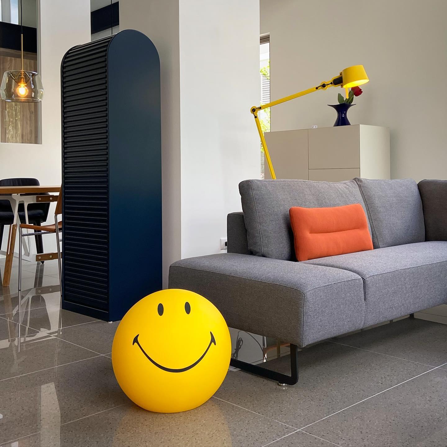 Smiling Table Lamp Table lamp