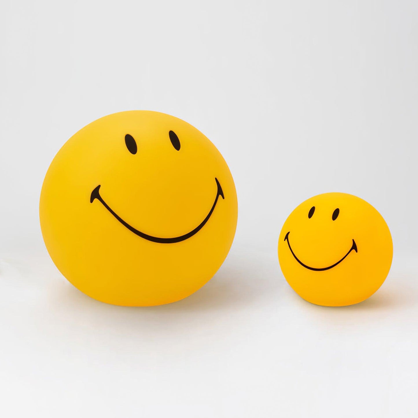 Smiling Table Lamp Table lamp
