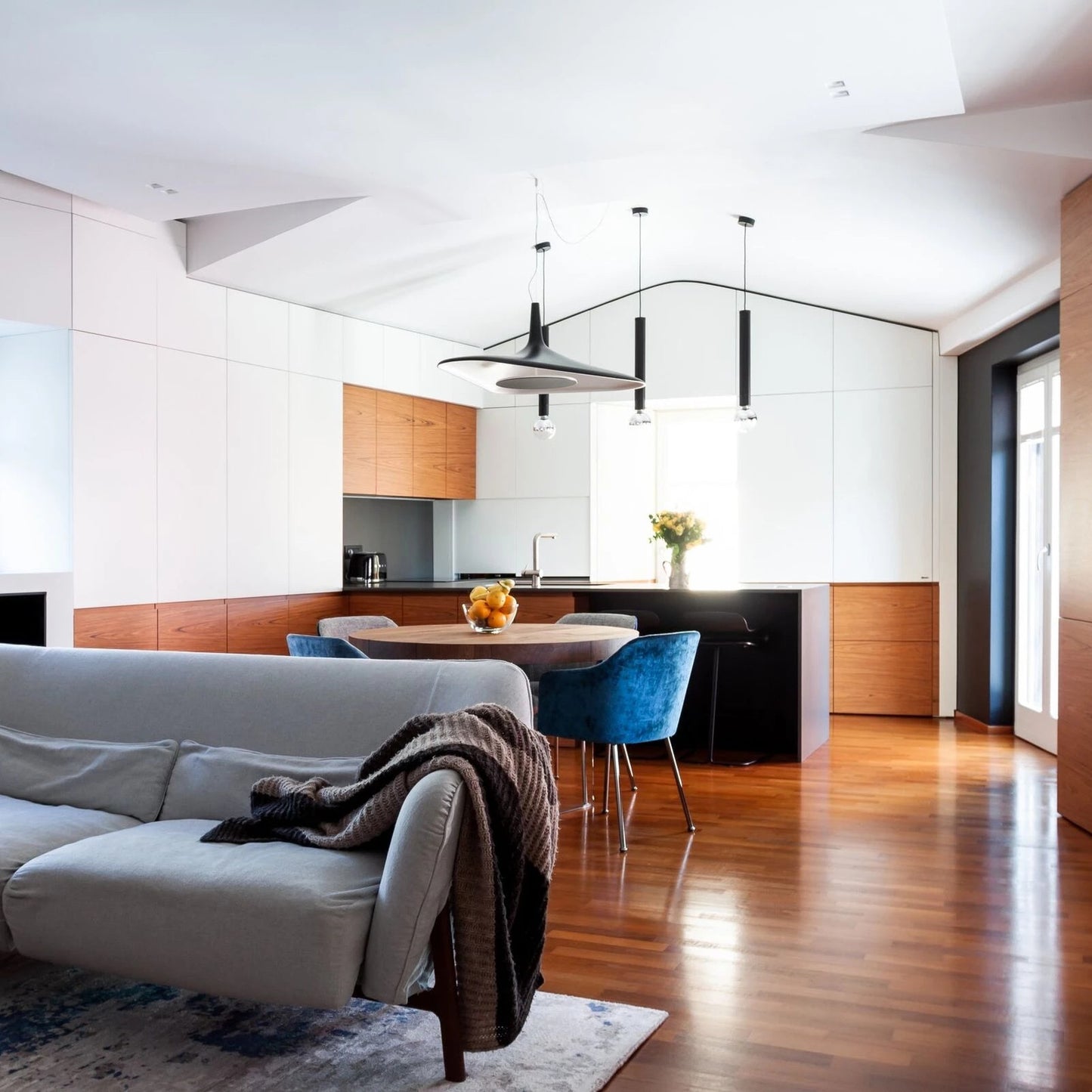 Soleil Noir Pendant Lamp Pendant light