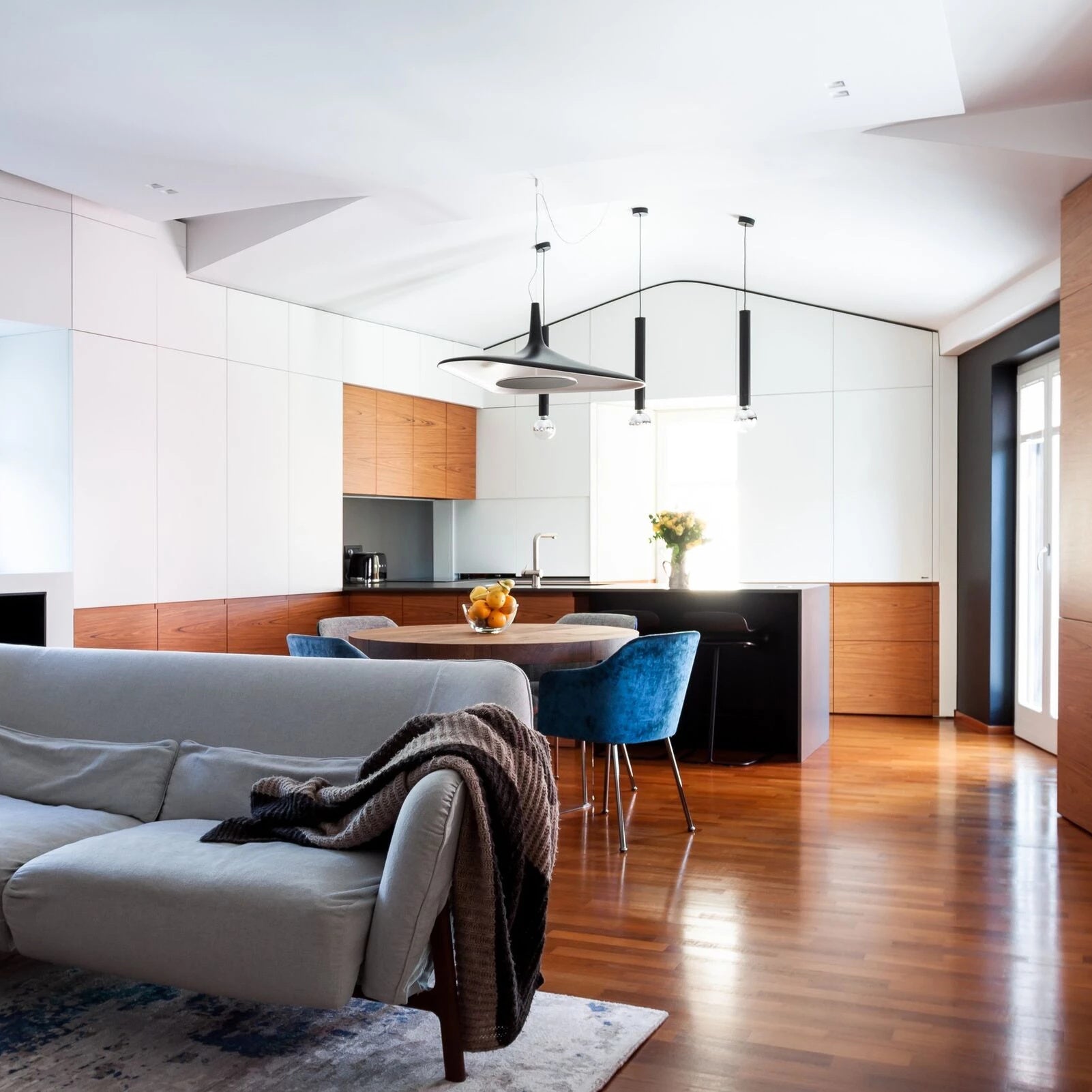Soleil Noir Pendant Lamp Pendant light