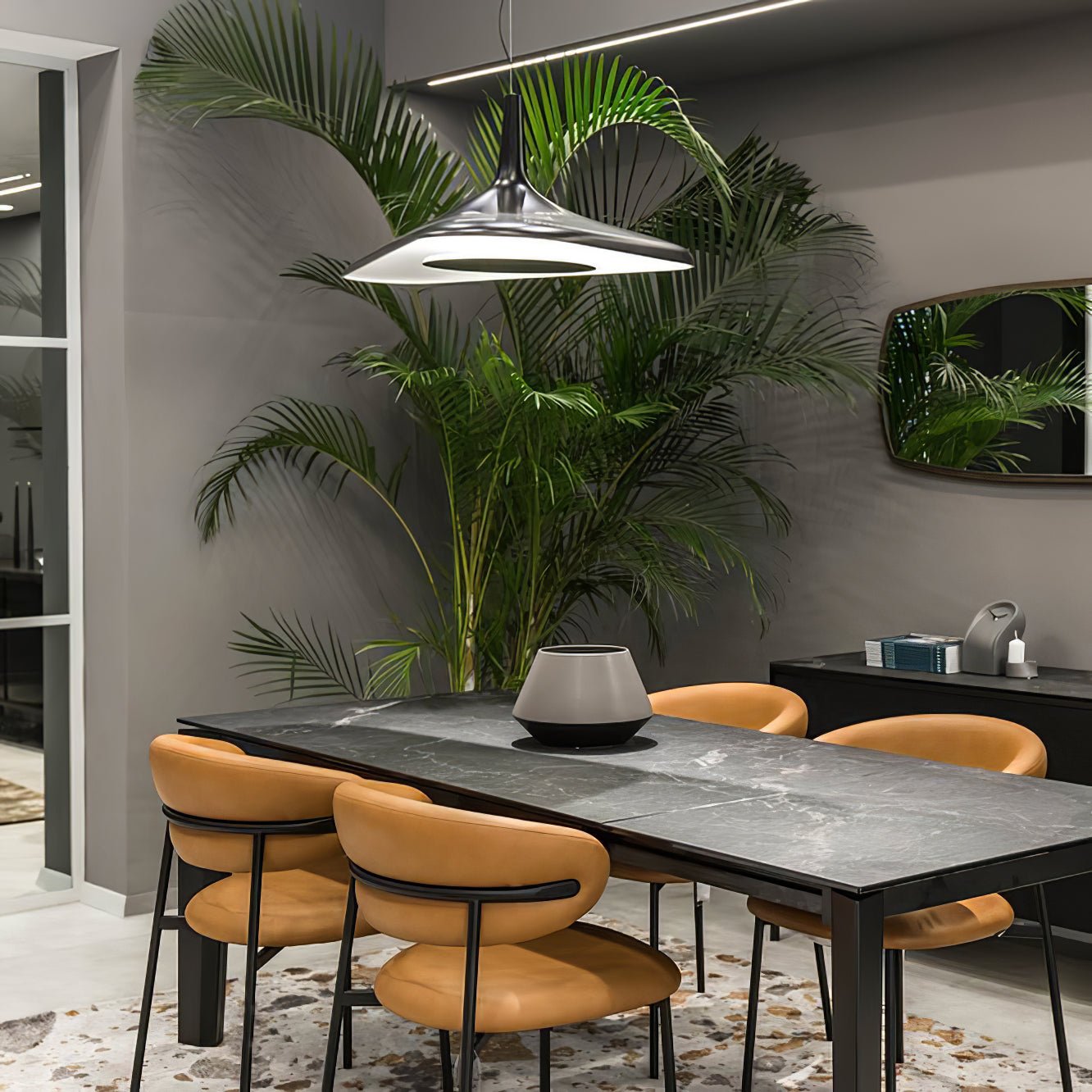 Soleil Noir Pendant Lamp Pendant light