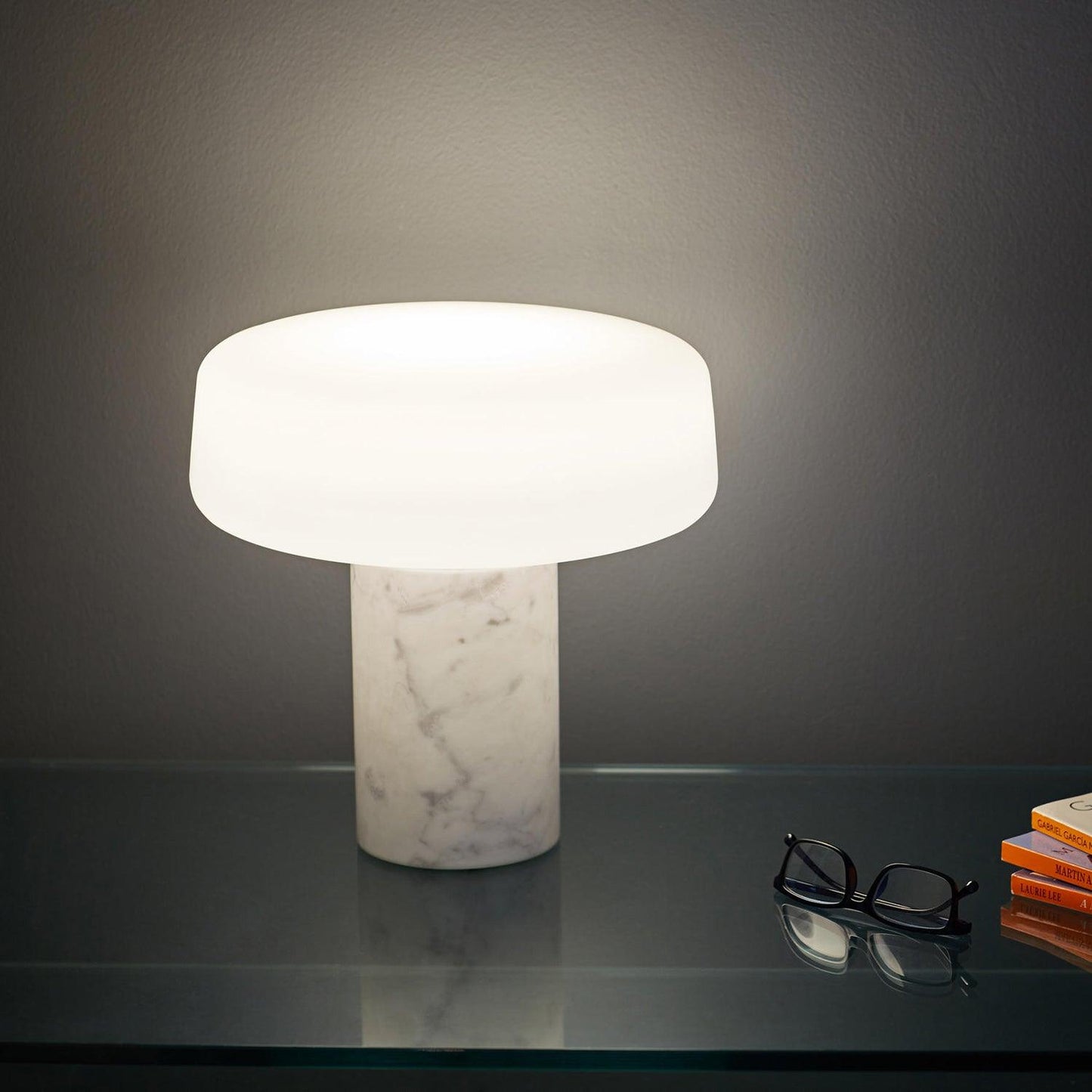 Solid Table Light Table lamp