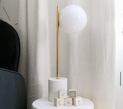 Sphere & Stem Table Lamp Table lamp