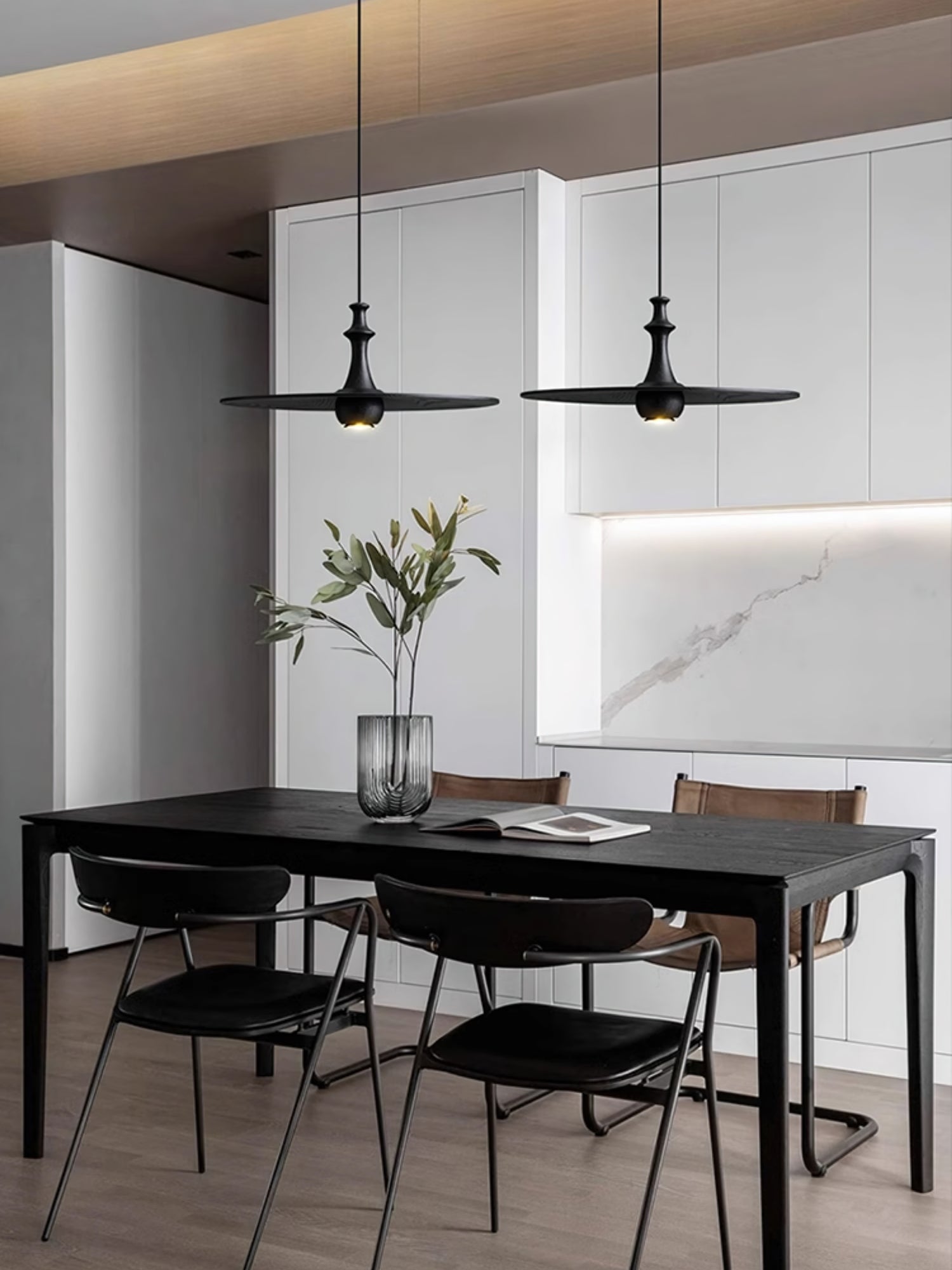Spindle Disc Pendant Lamp Pendant light