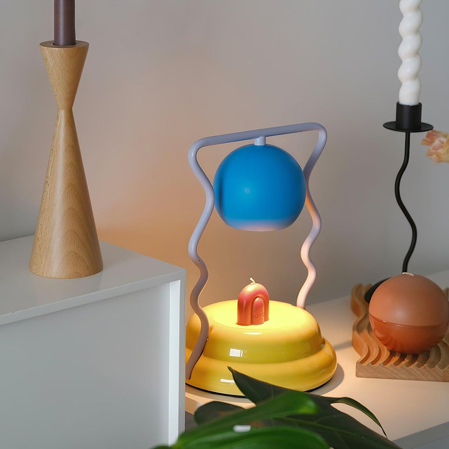 Squiggle Bright Table Lamp Table lamp