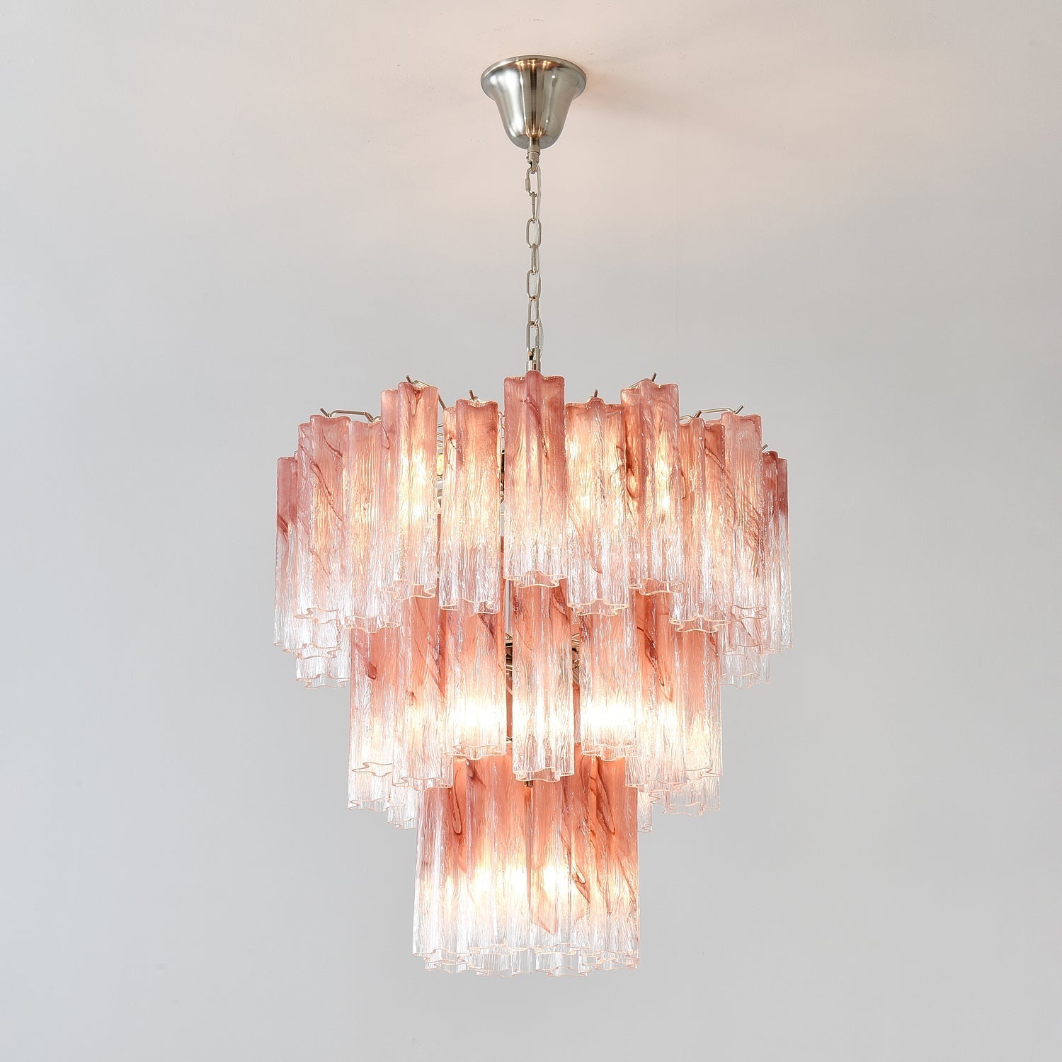 Starlight Rose Chandelier Dia 66cm x H 68cm / ? 26.1″ x H 26.8″ / Pink & Chrome Chandelier