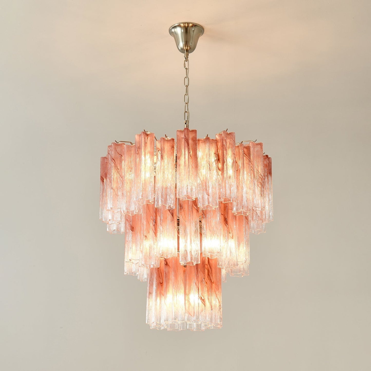 Starlight Rose Chandelier Dia 66cm x H 68cm / ? 26.1″ x H 26.8″ / Pink & Chrome Chandelier