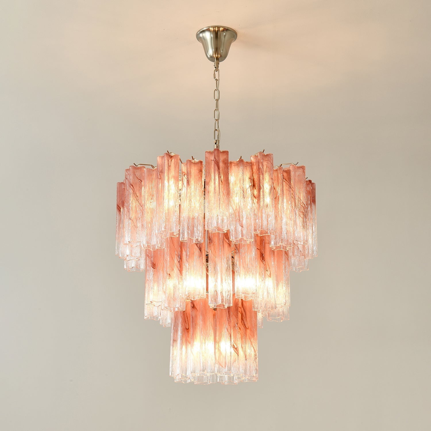 Starlight Rose Chandelier Dia 66cm x H 68cm / ? 26.1″ x H 26.8″ / Pink & Chrome Chandelier