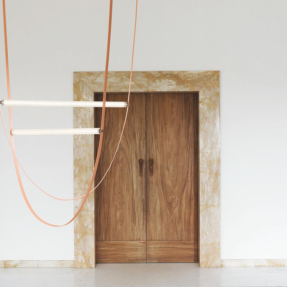 Straight Belt Pendant Lamp Chandelier