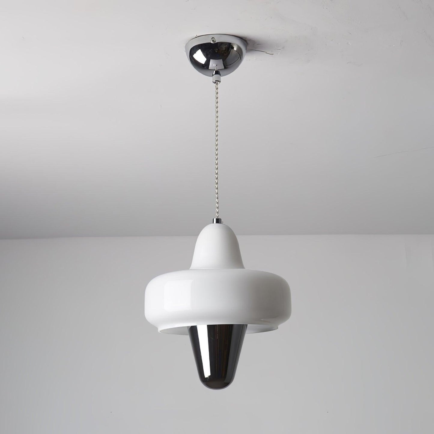 Swan Pendant Lamp Dia 17.3″ x H 17.7″ / Dia 44cm x H 45cm / Chrome & White Pendant light