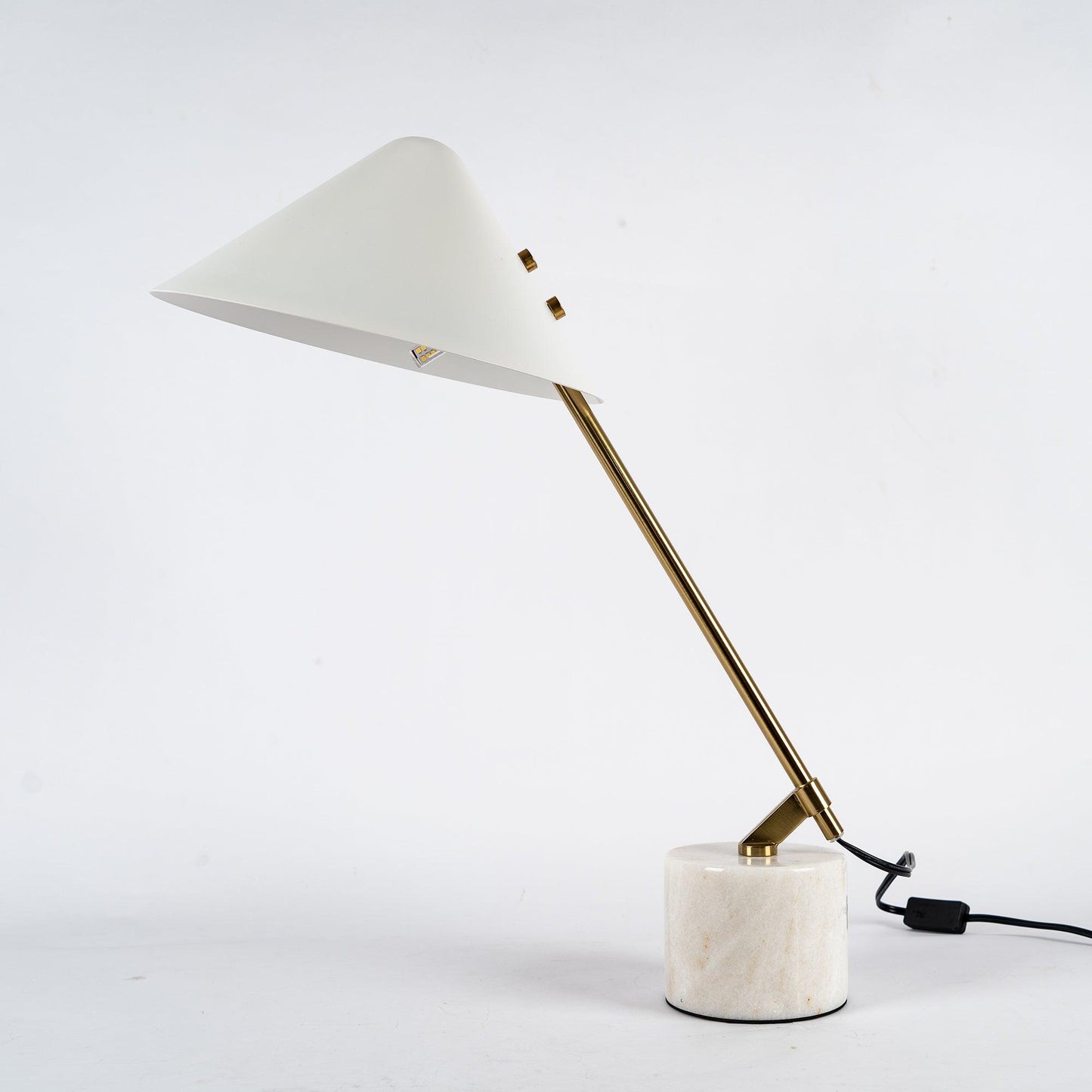 Small Hat Table Lamp L 21.7″ x H 20.5″ / L 55cm x H 52cm / White / US Plug Table lamp