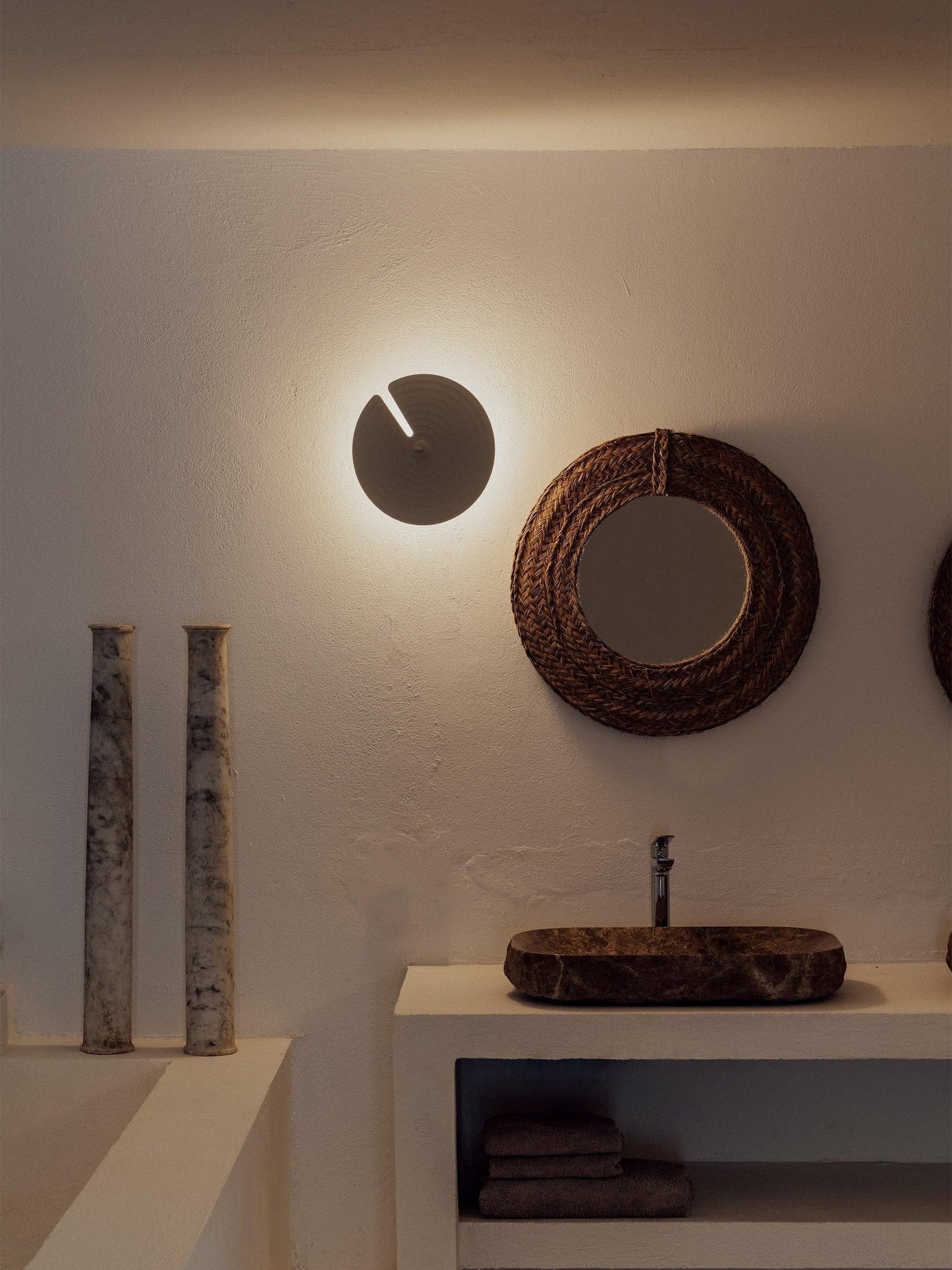 Symphony Wall Lamp Wall lamp