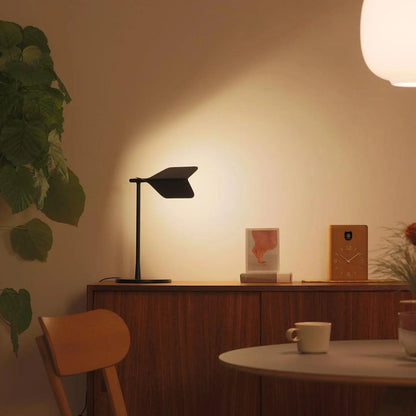 Pivot Ease Table Lamp Table lamp