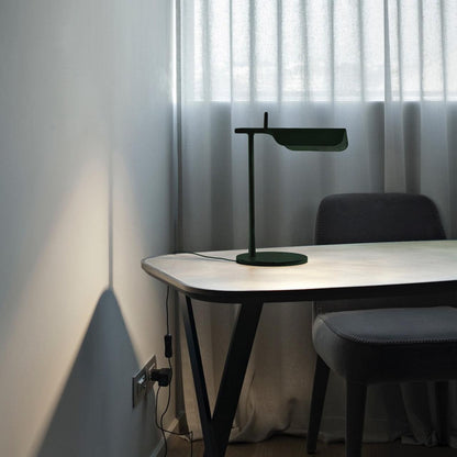 Pivot Ease Table Lamp Table lamp
