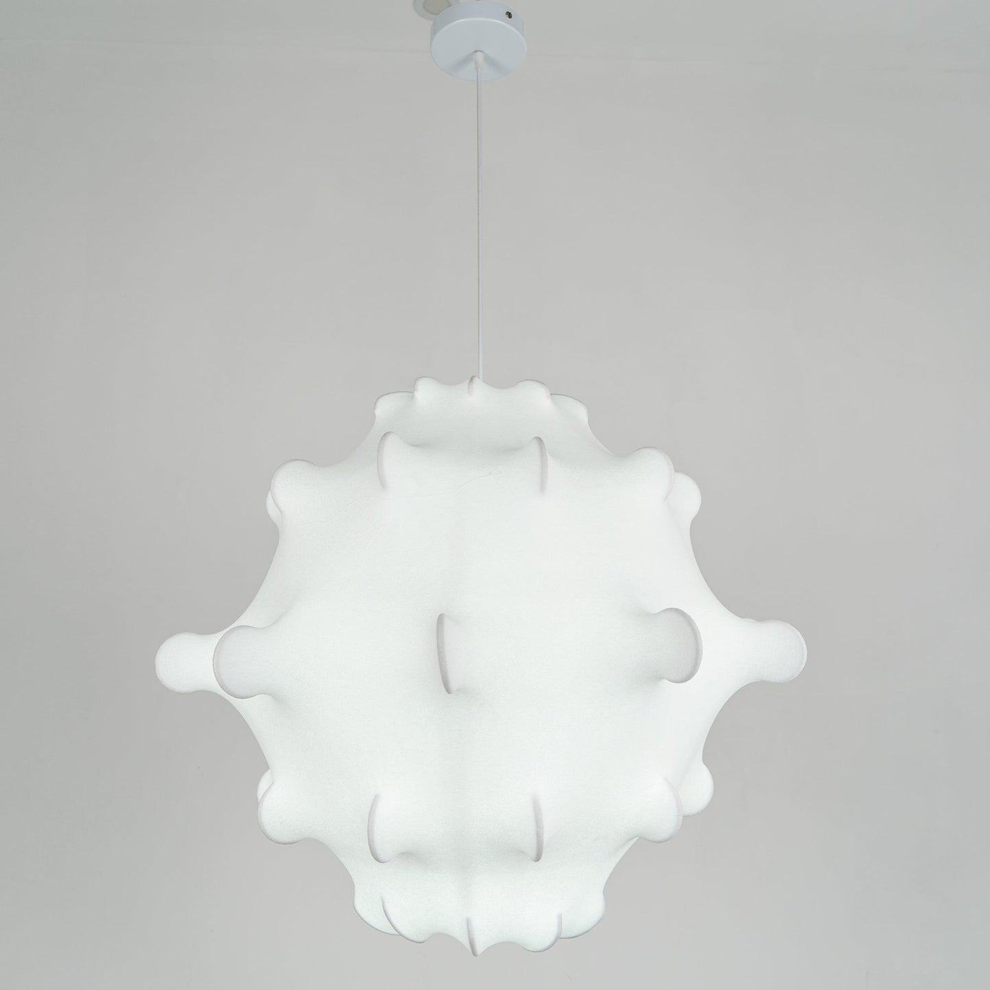 Cocoon Bloom Pendant Lamp Dia 24.8″ x H 19.7″ / Dia 63cm x H 50cm / White Pendant light