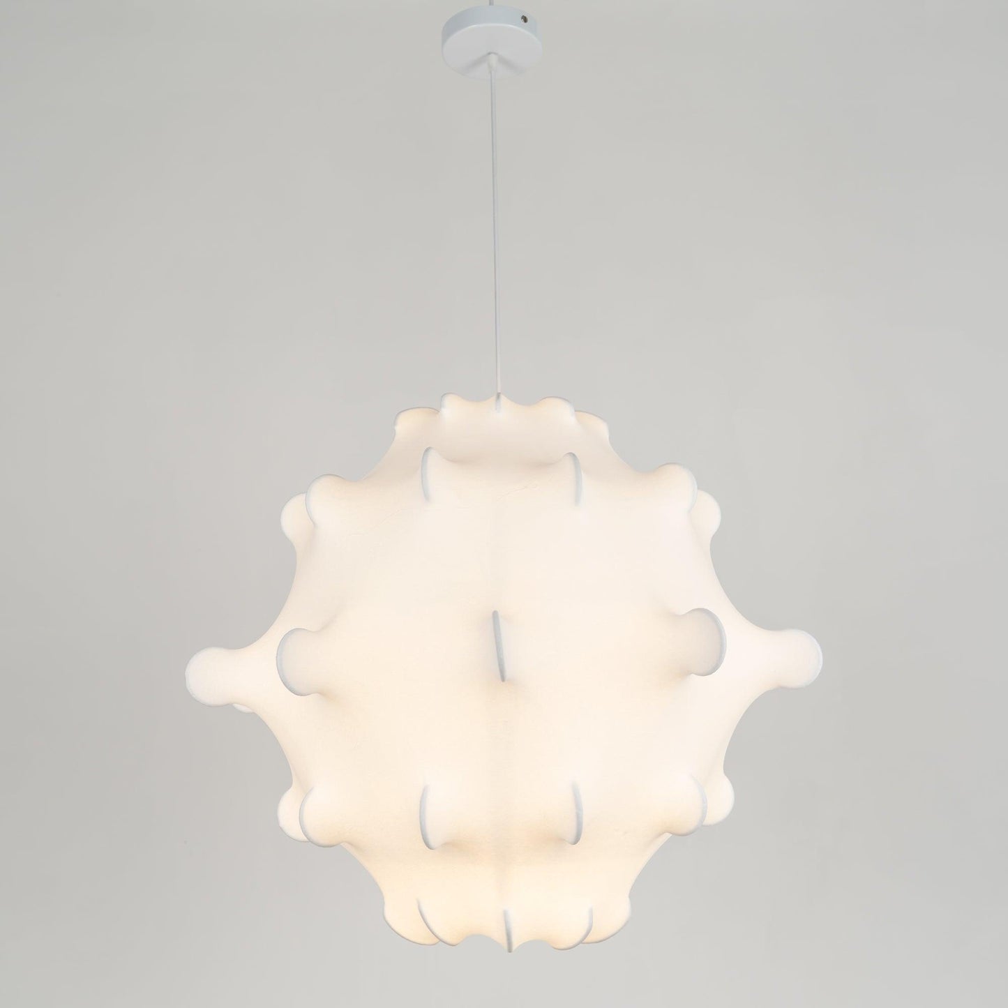 Cocoon Bloom Pendant Lamp Dia 24.8″ x H 19.7″ / Dia 63cm x H 50cm / White Pendant light