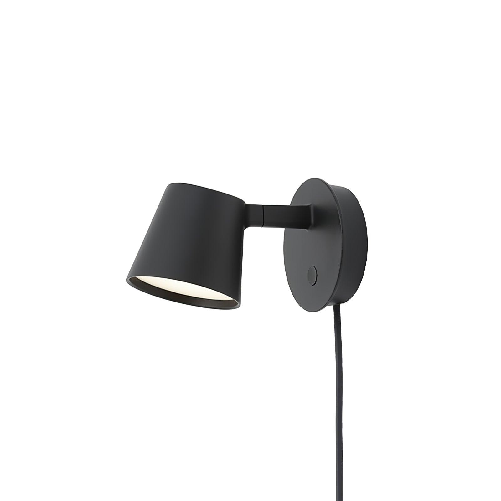 Tip Plug-In Wall Lamp L 6.3″ X H 3.7″ / L 16cm X H 9.5cm / Black / US Plug Wall lamp