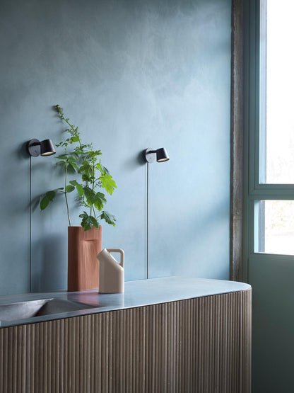 Tip Plug-In Wall Lamp Wall lamp
