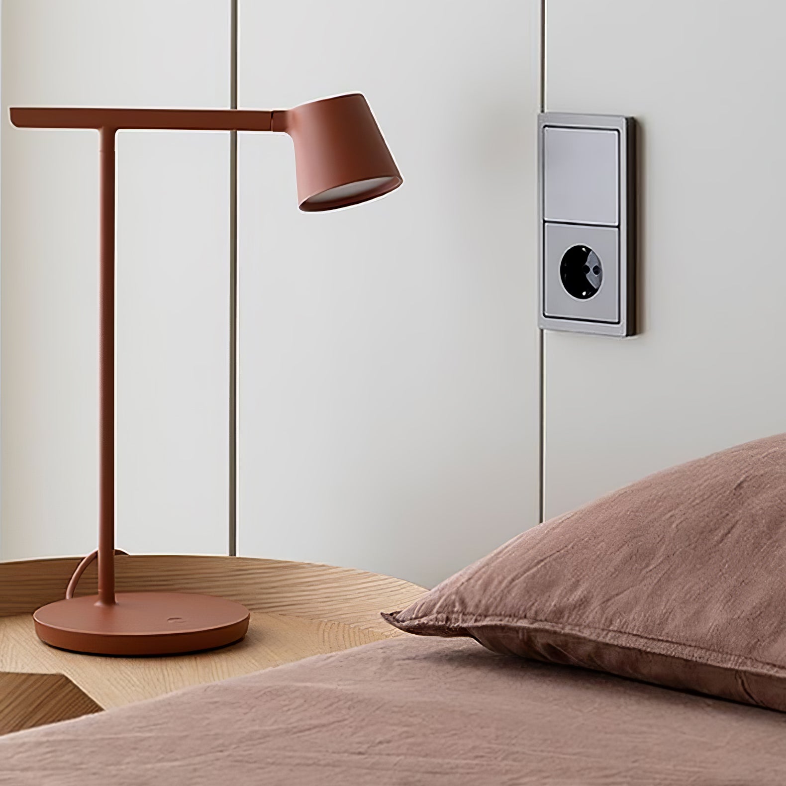 Tip Table Lamp Table lamp