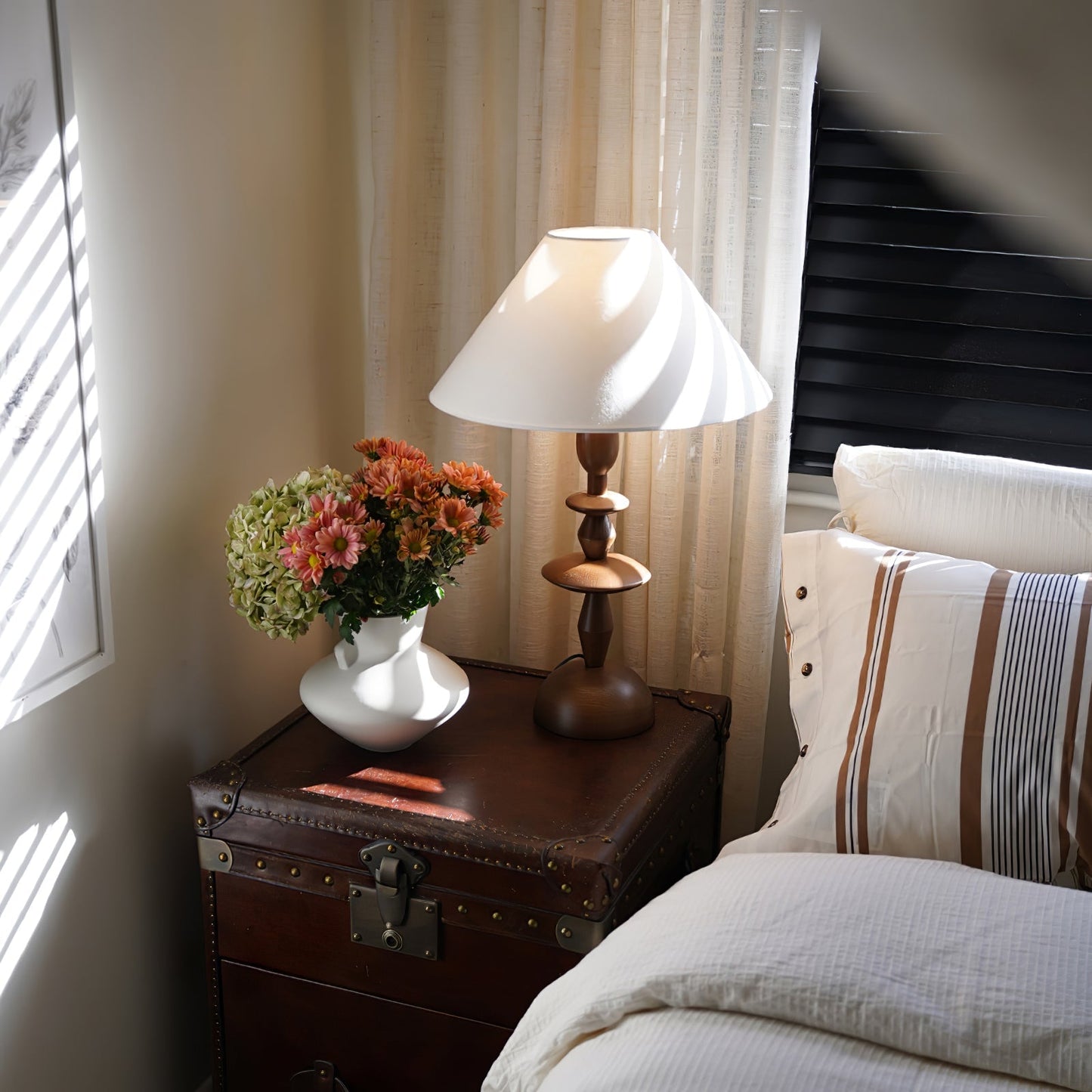 Tournage Wood Table Lamp Table lamp