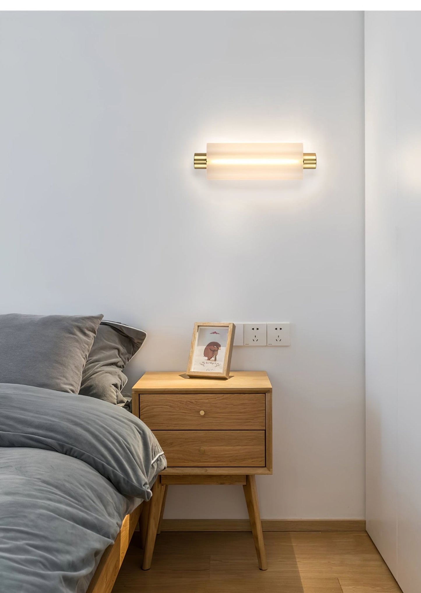 Trillium Wall Sconce Wall lamp