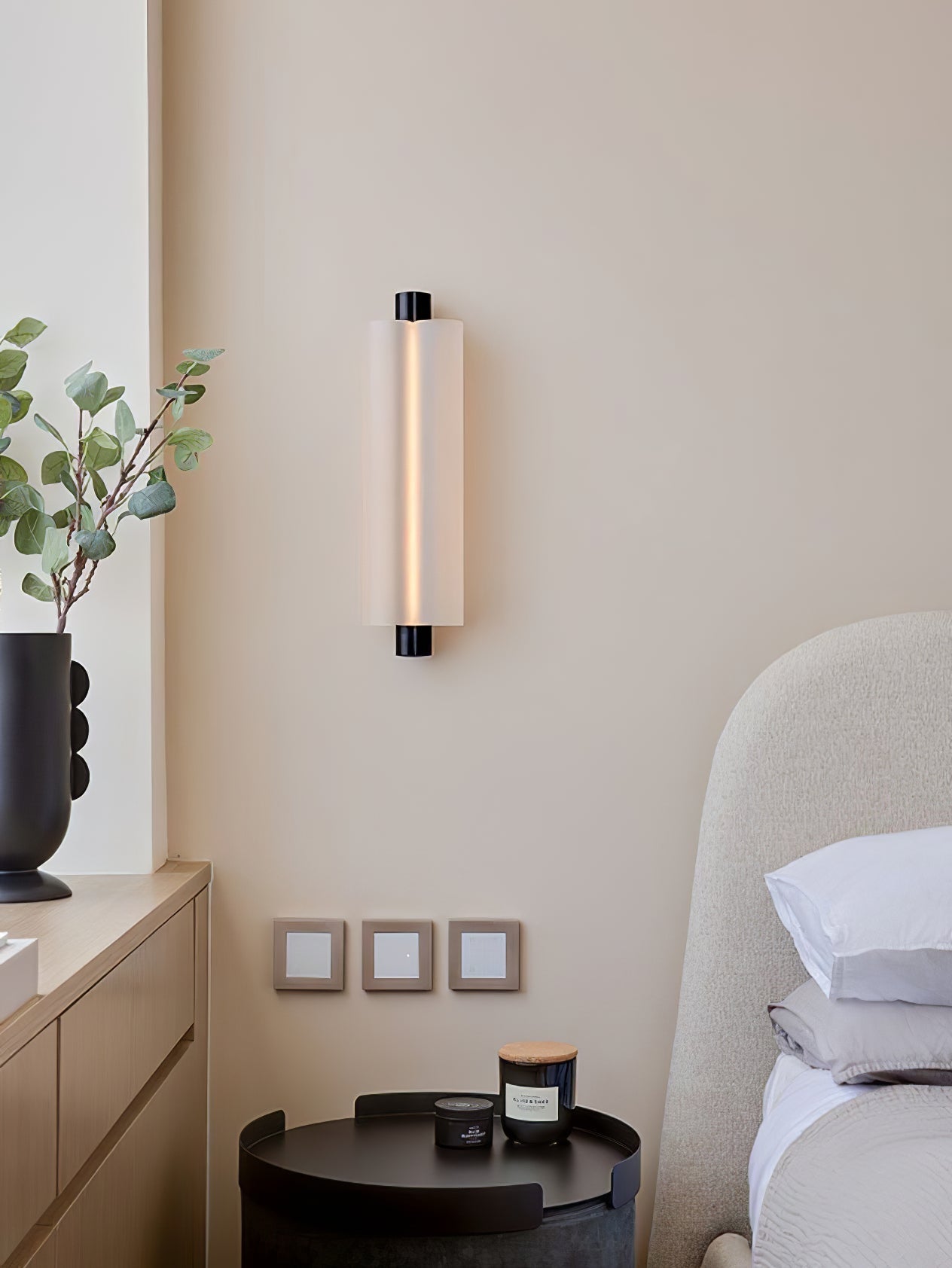 Trillium Wall Sconce Wall lamp