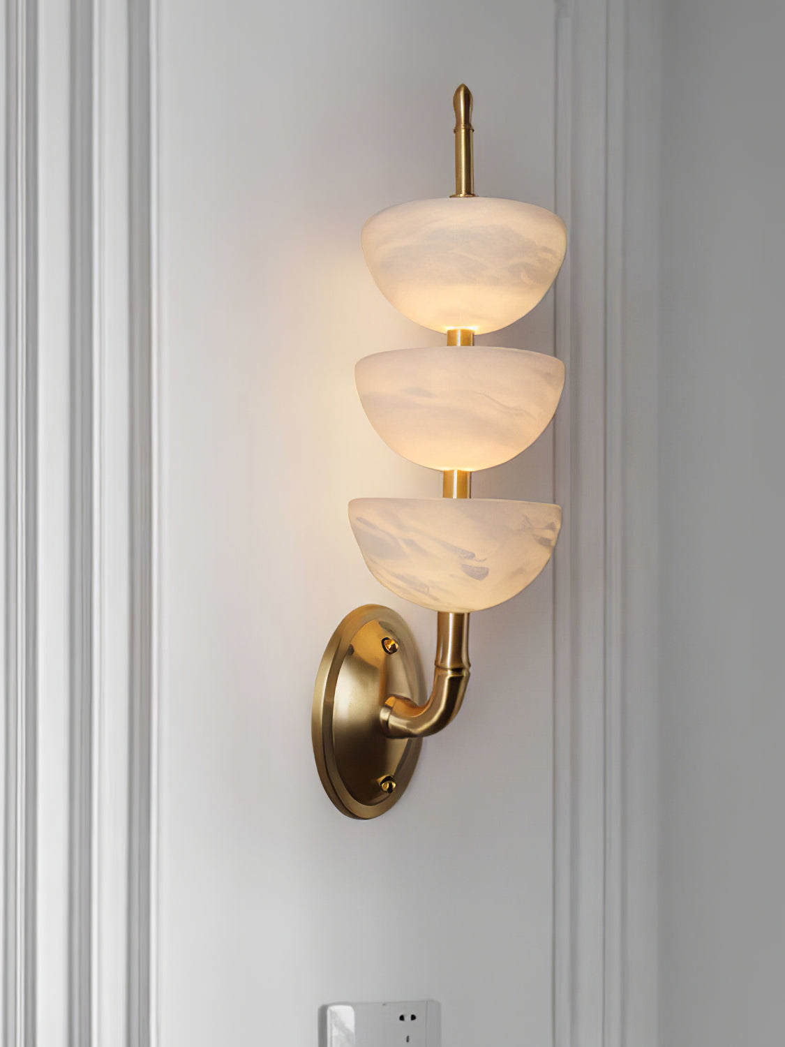Triple Alabaster Wall Sconce 1001 Wall lamp
