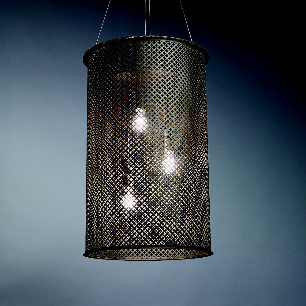 Clarus Round Pendant