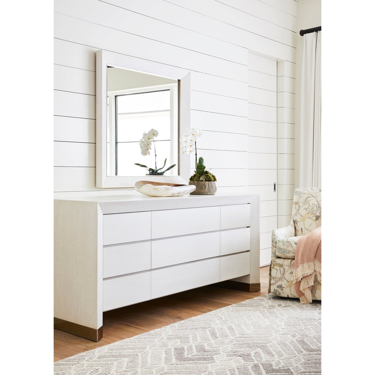 Vanguard Dune Dresser