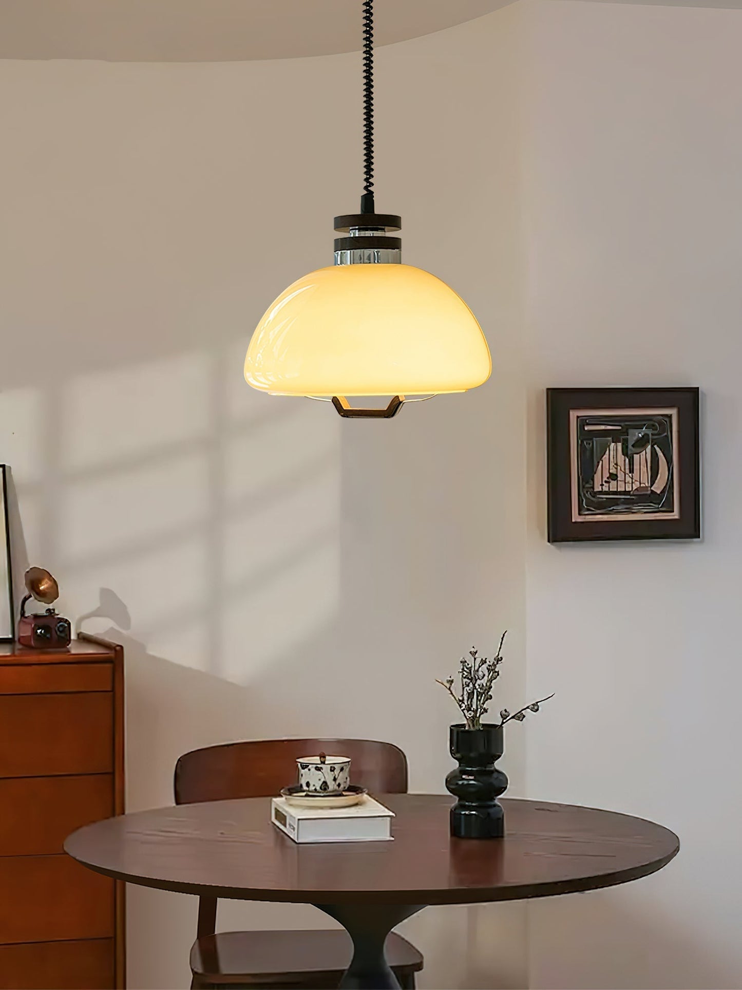 Vela Pudding Pendant Light Dia 15.7″ x H 12.5″ / Beige Pendant light