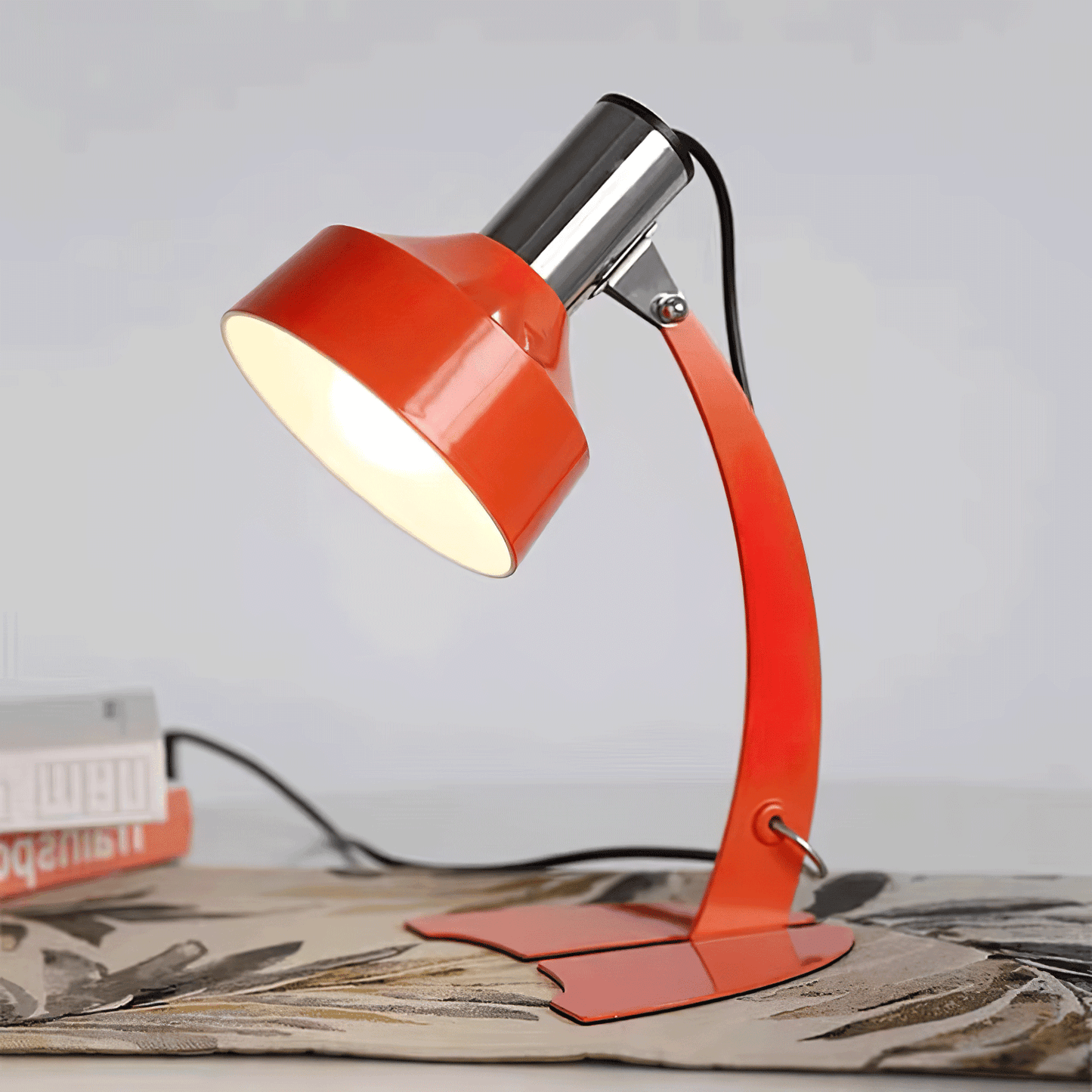 Fish Tail Arch Table Lamp L 9.8″ x H 12.2″ / L 25cm x H 31cm / Orange & Chrome / US Plug Table lamp