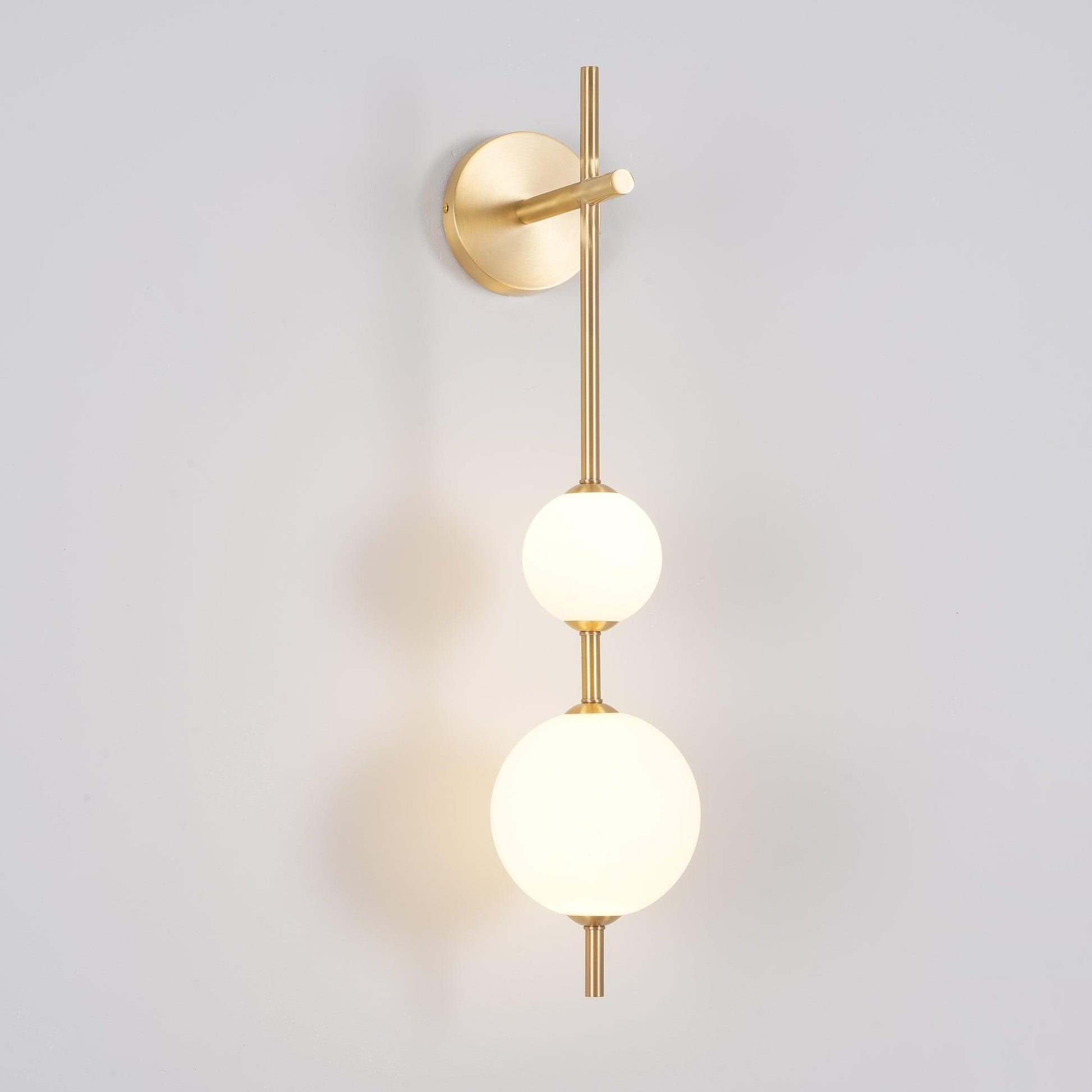 Vertical Globe Plug-in Wall Lamp 1001 Wall lamp