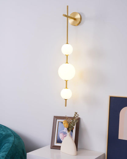 Vertical Globe Plug-in Wall Lamp 1001 Wall lamp