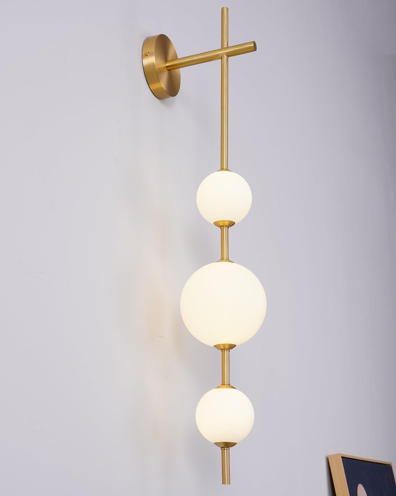 Vertical Globe Plug-in Wall Lamp 1001 Wall lamp