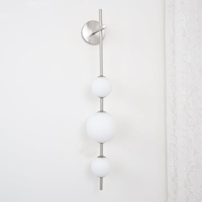 Vertical Globe Plug-in Wall Lamp 1001 Wall lamp