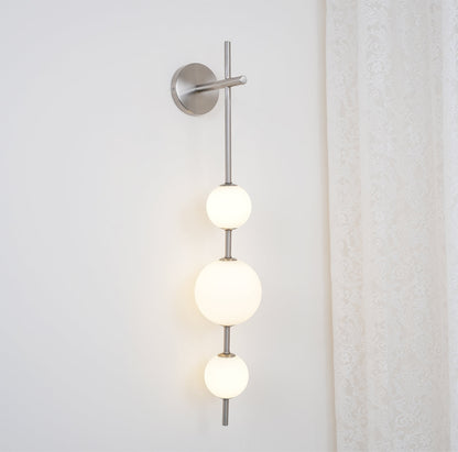 Vertical Globe Plug-in Wall Lamp 1001 Wall lamp