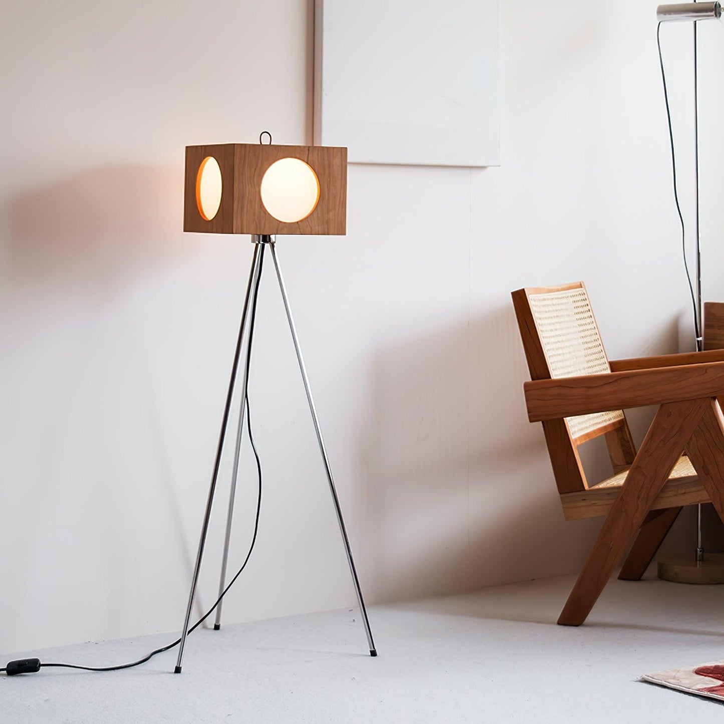 Vintage Tripod Camera Floor Lamp Floor lamp