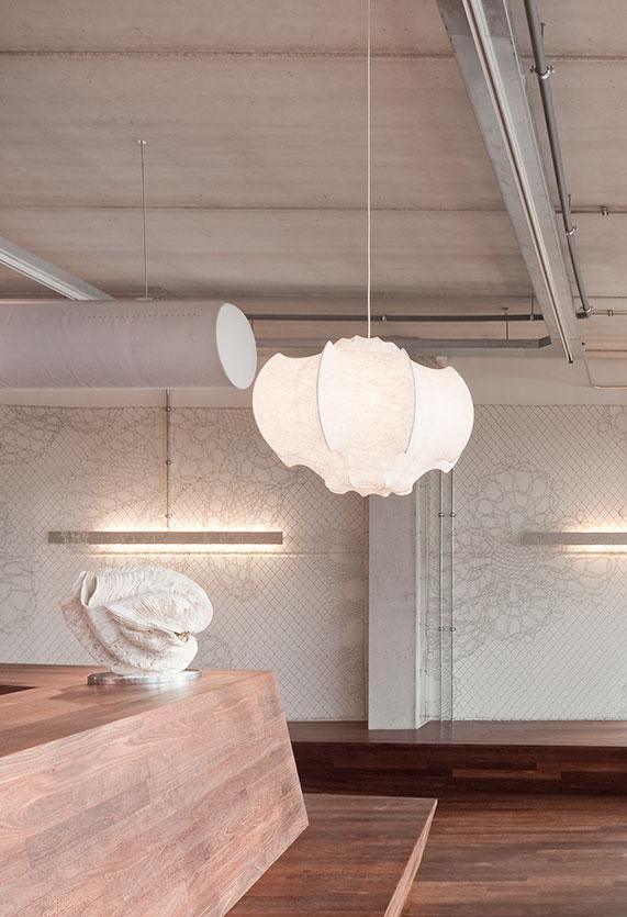 Veil Cocoon Pendant Lamp ? 26.8″ x H 19.3″ / Dia 68cm x H 49cm / White Pendant light
