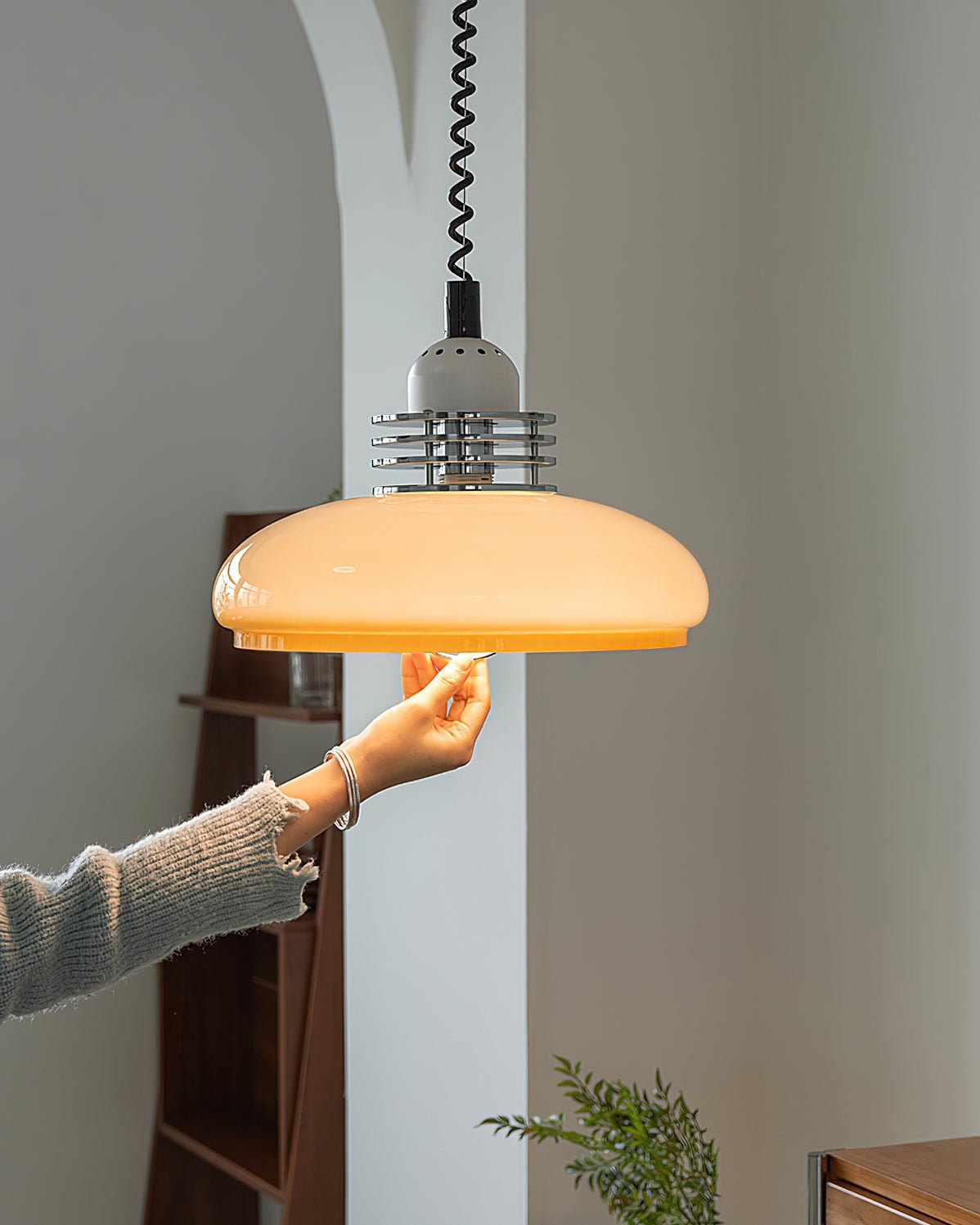 Vistosi Pendant Lamp Dia 13.8″ x H 9.8″ / Dia 35cm x H 25cm / Chrome & Orange gradient Pendant light