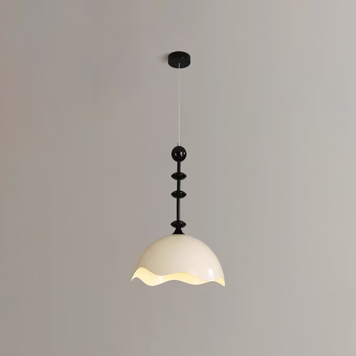 Wave Crest Pendant Lamp Dia 13.8″ x H 20.1″ / Black & Beige / Warm Light Pendant light