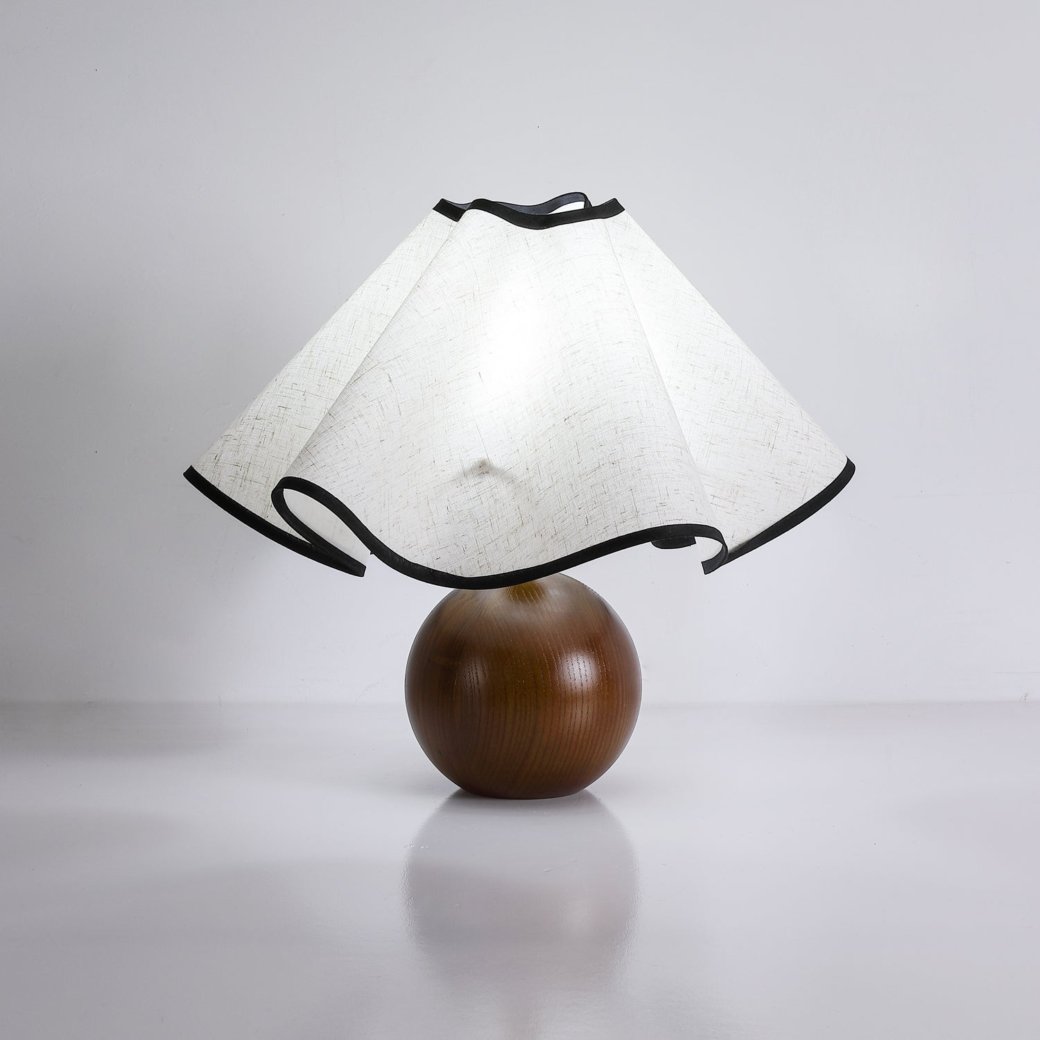 Wavecrest Table Lamp Table lamp