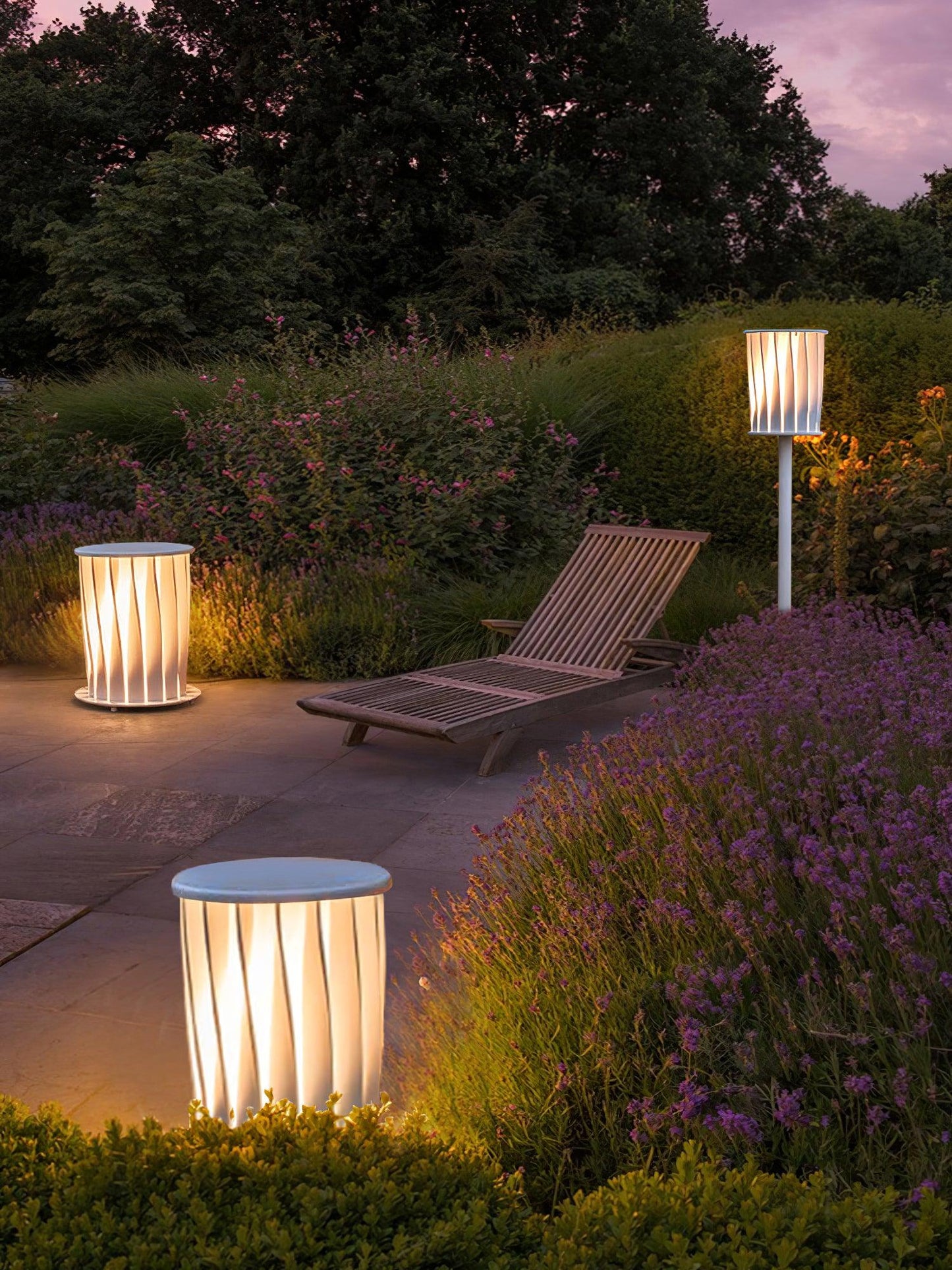 White Column Outdoor Light Dia 7.9″ x H 59″ / Dia 20cm x H 150cm / White Floor lamp