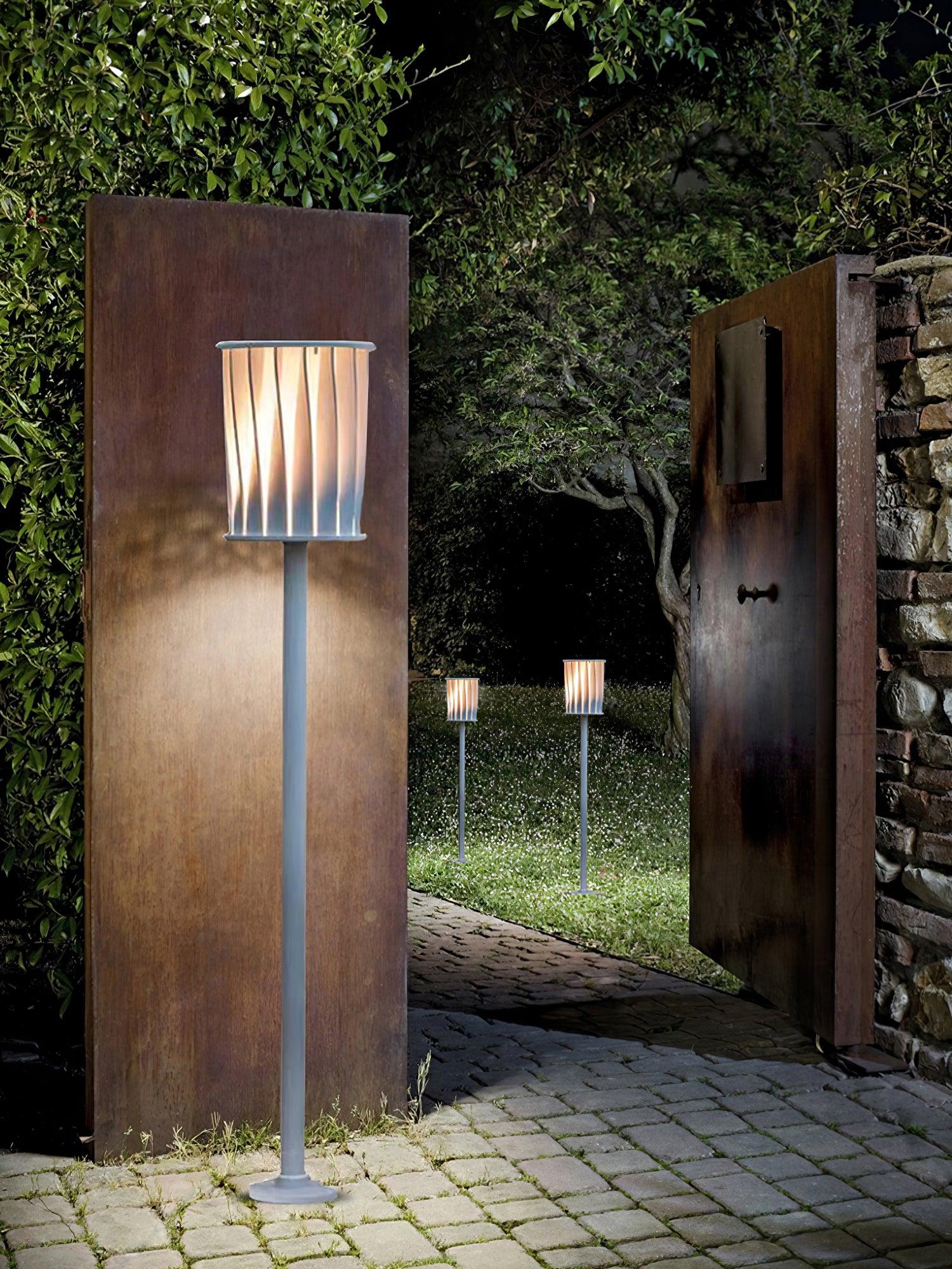 White Column Outdoor Light Dia 7.9″ x H 59″ / Dia 20cm x H 150cm / White Floor lamp