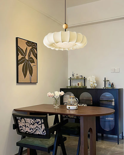 Winnie Veil Pendant Light Dia 19.7″ x H 11″ / Dia 50cm x H 28cm / Beige Pendant light