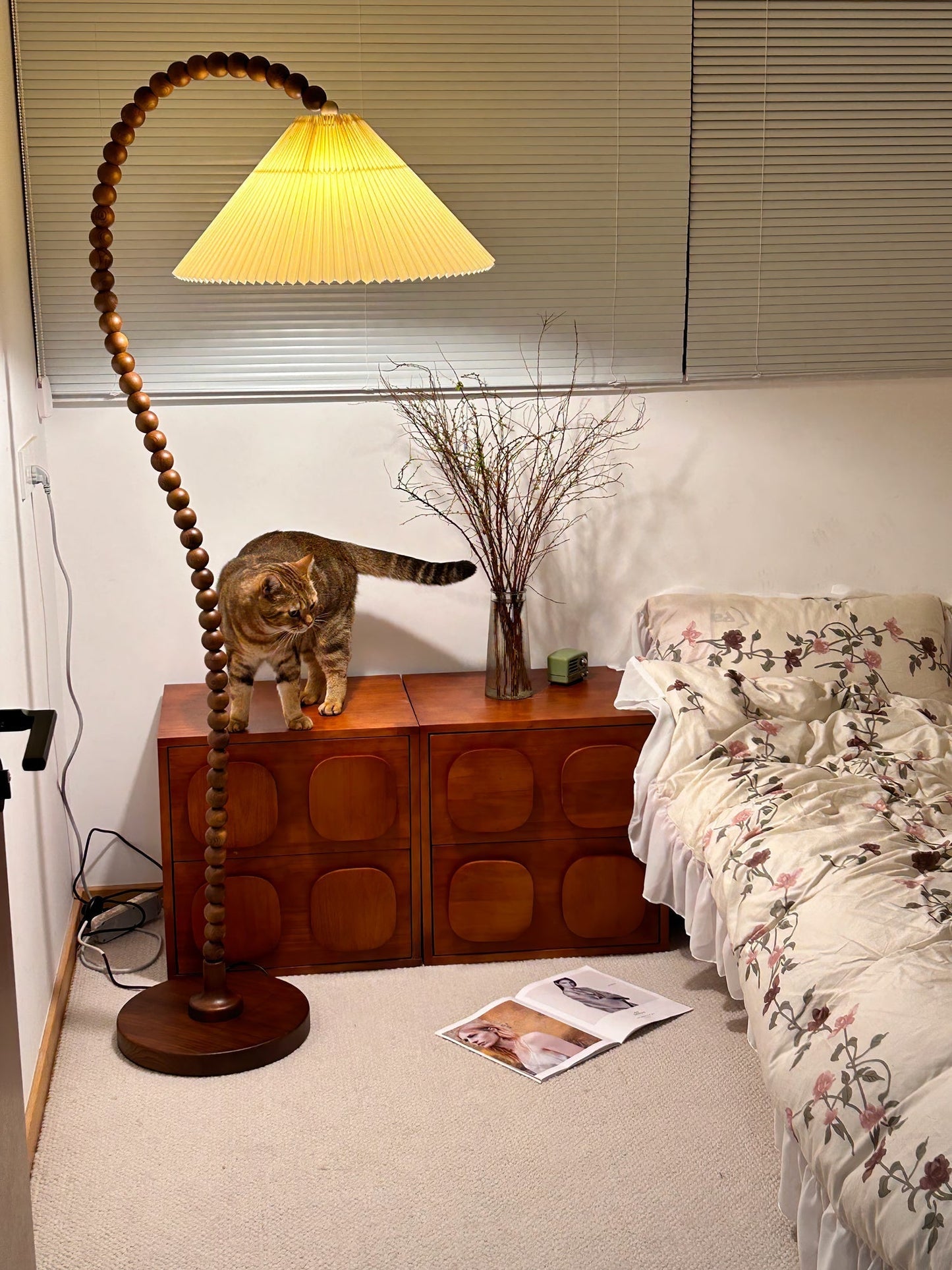 Wooden Bead Floor Lamp Floor lamp