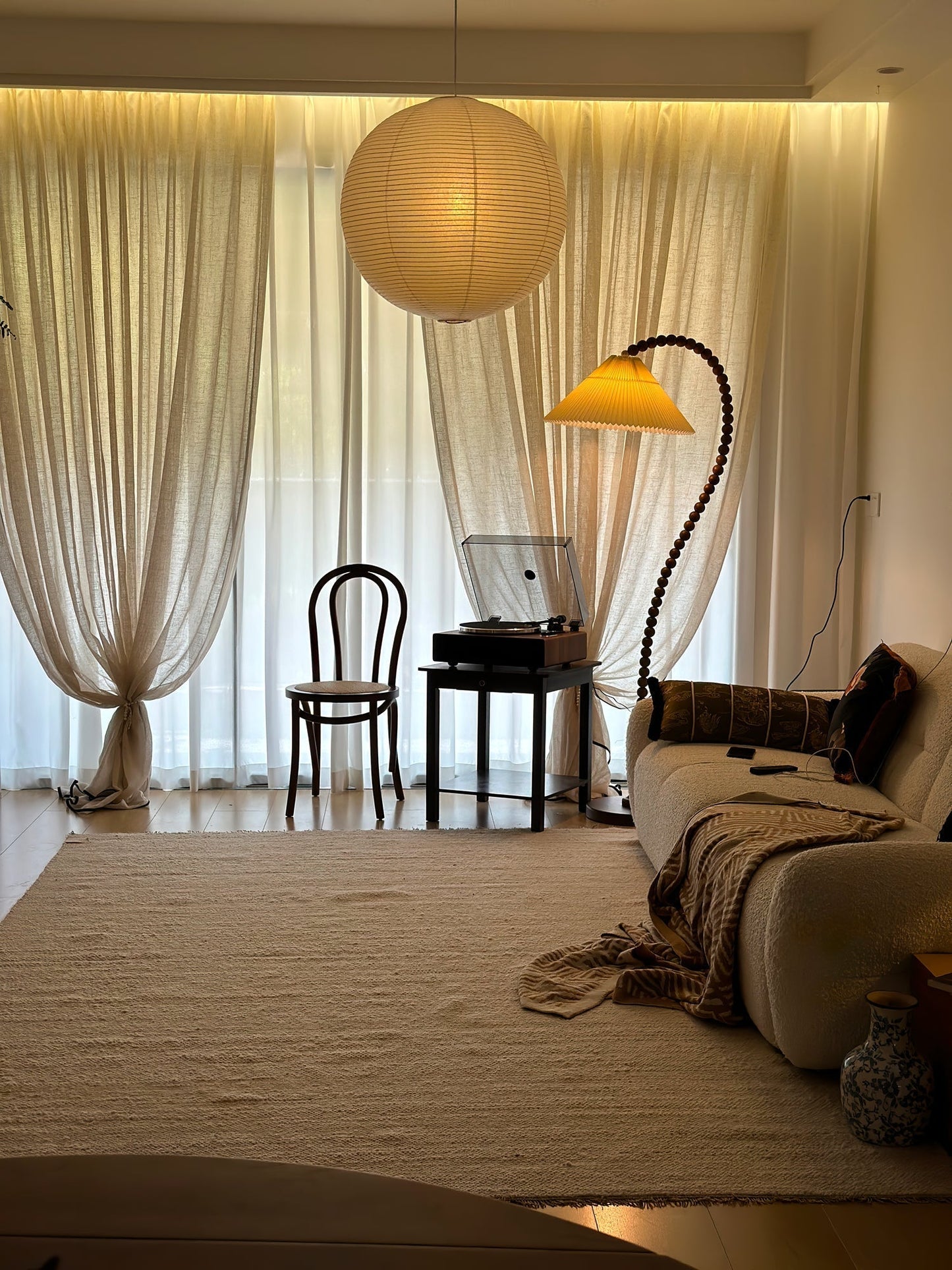 Wooden Bead Floor Lamp Floor lamp